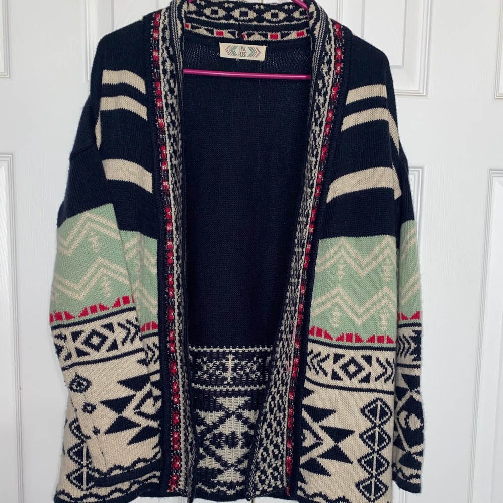 Knit pattern cardigan